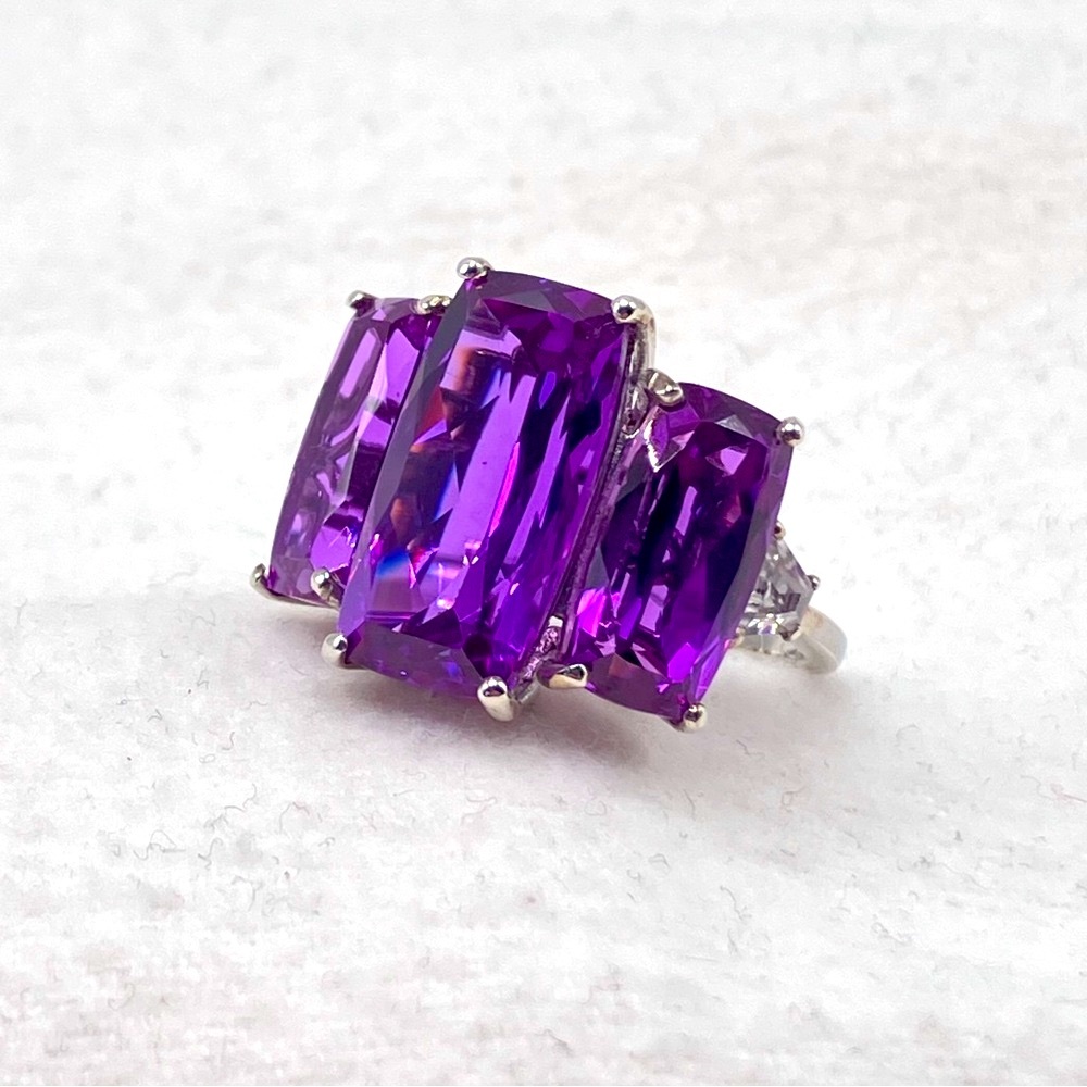 Huge Color Change Lab Sapphire Trilogy Cocktail Ring. Platinum over Sterling - Picture 3 of 16
